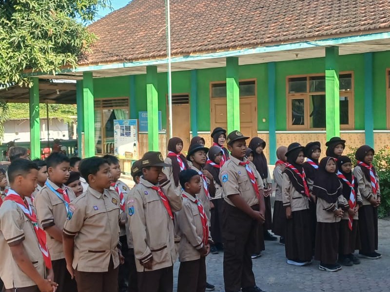 KEGIATAN PRAMUKA SDN 1 TREBUNGAN